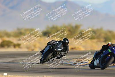 media/Dec-09-2023-SoCal Trackdays (Sat) [[76a8ac2686]]/Turn 15 Set 2 (245pm)/